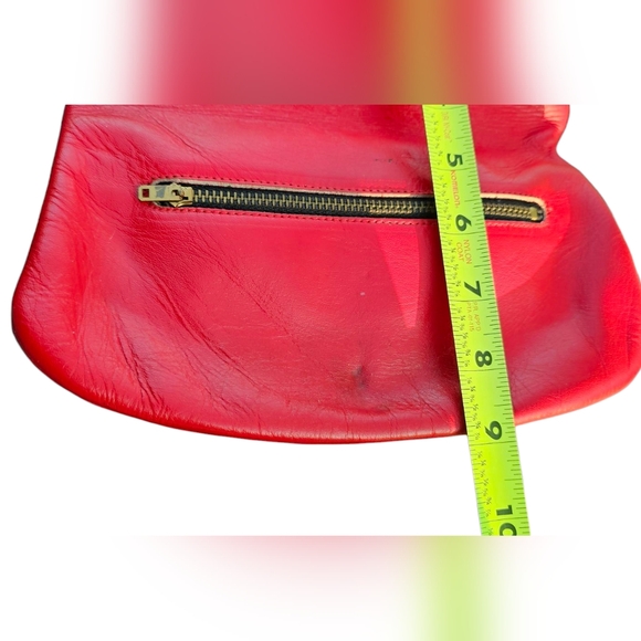 Vintage Small Leather Red Bag Kiss Lock Clasp - Picture 13 of 13